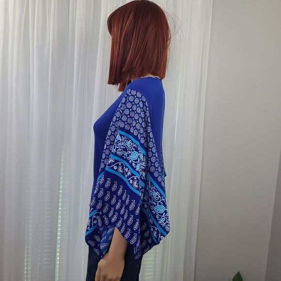 Chico's Flowy Sleeve Top - Picture 3 of 6